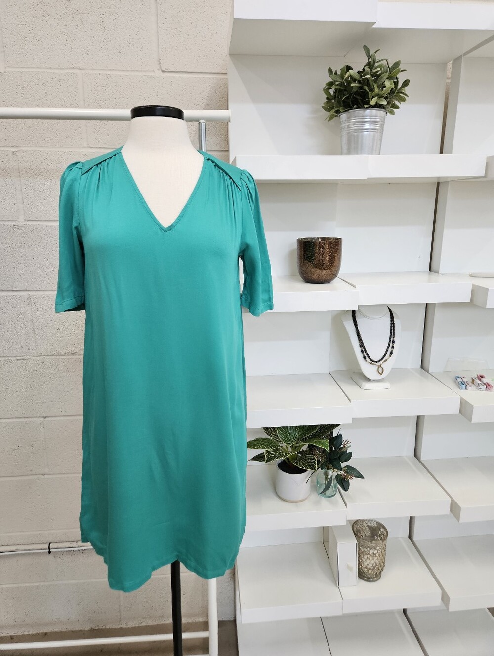 V neck knit T shirt dress